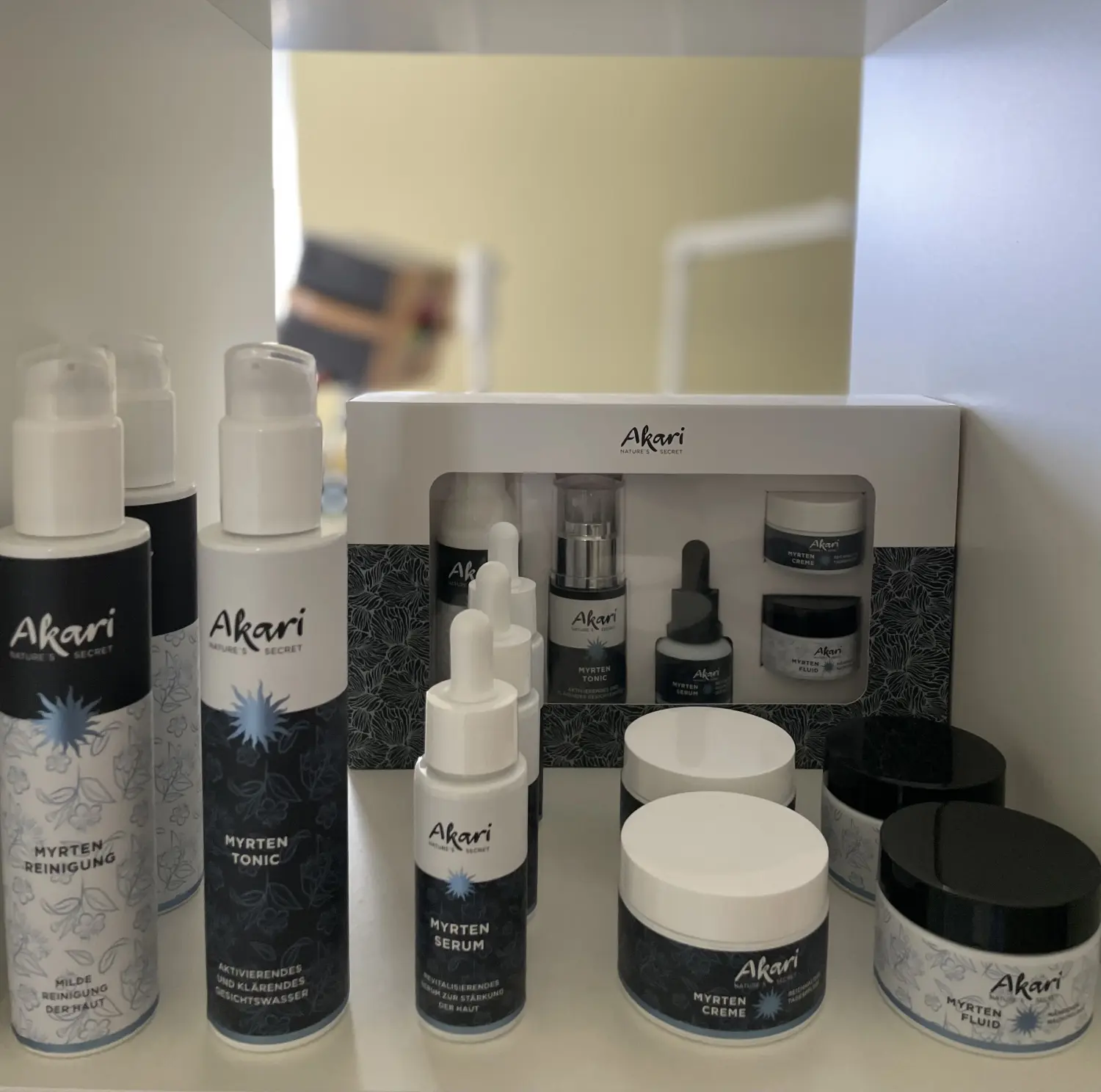 Akari produkte von Ganzheitliche Hautpflege 