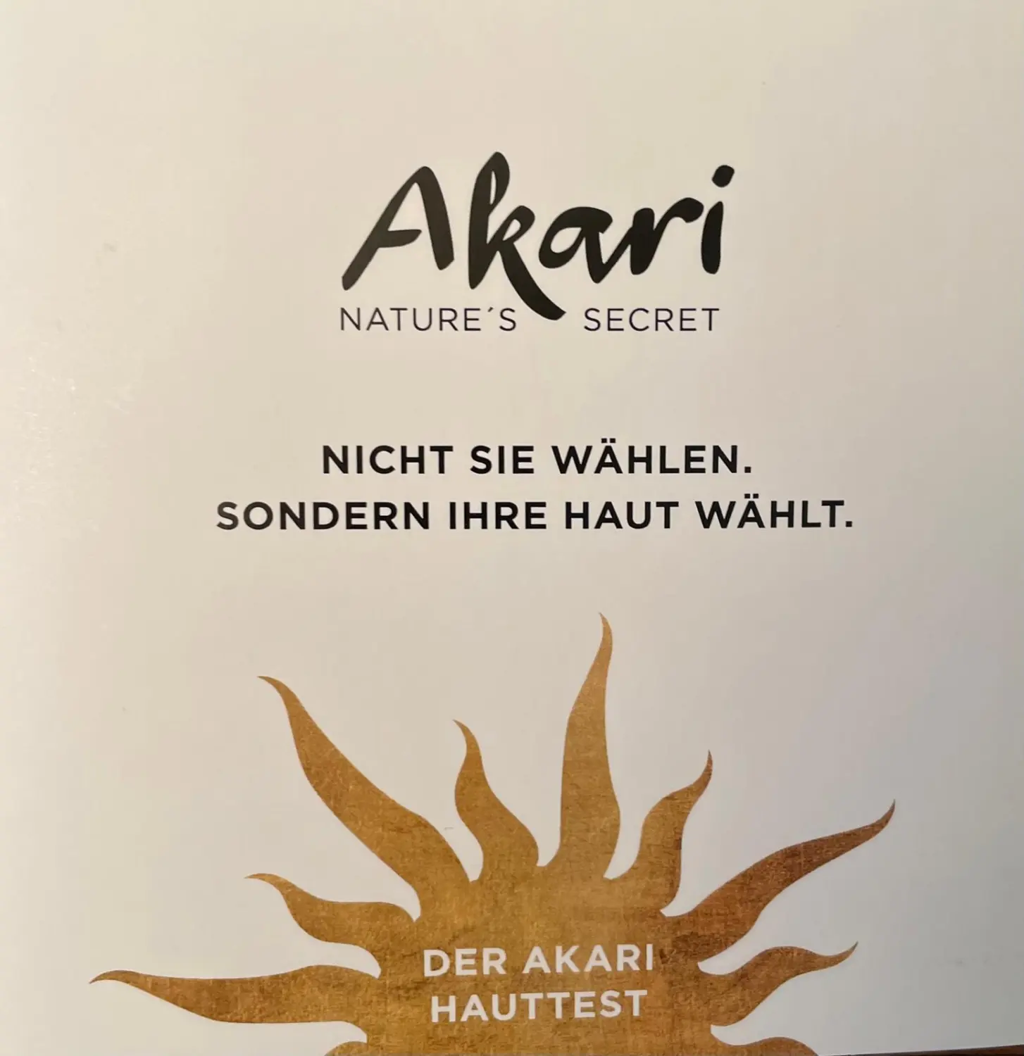 Akari natures secret von Ganzheitliche Hautpflege